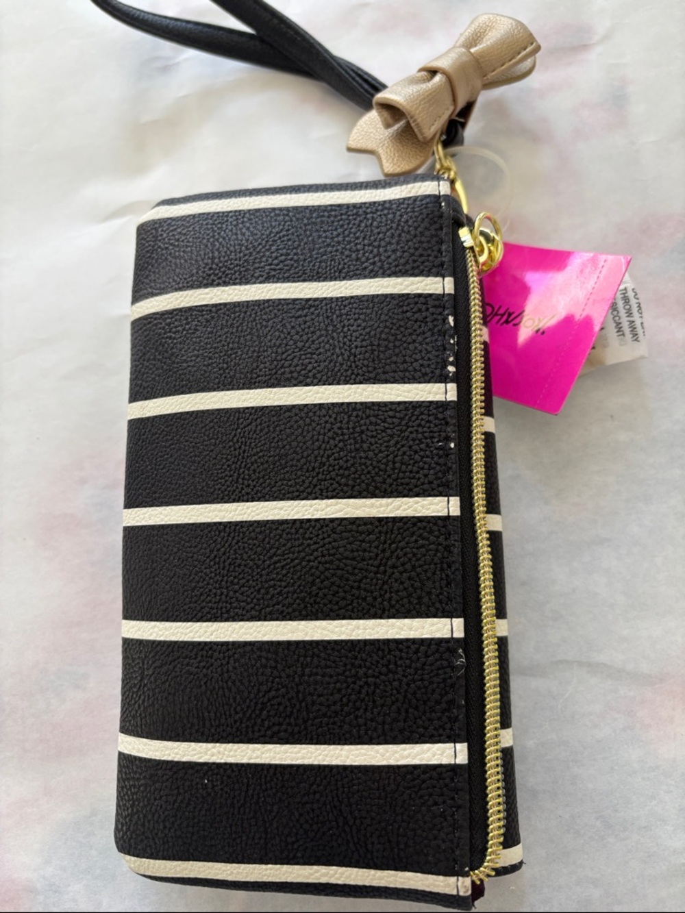 Betsey Johnson Black and cream Striped gold Bow Wristlet - Picture 4 of 5